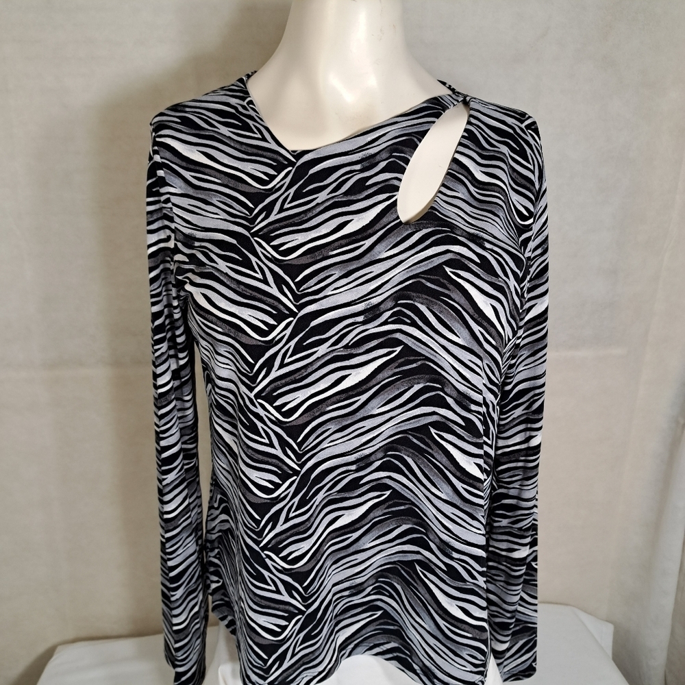 Studio by JPR Black & Gray Long Sleeve Pullover Top Women's Size XL